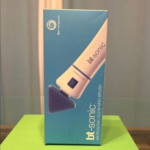 BT SONIC Cleansing Brush in Blue and White